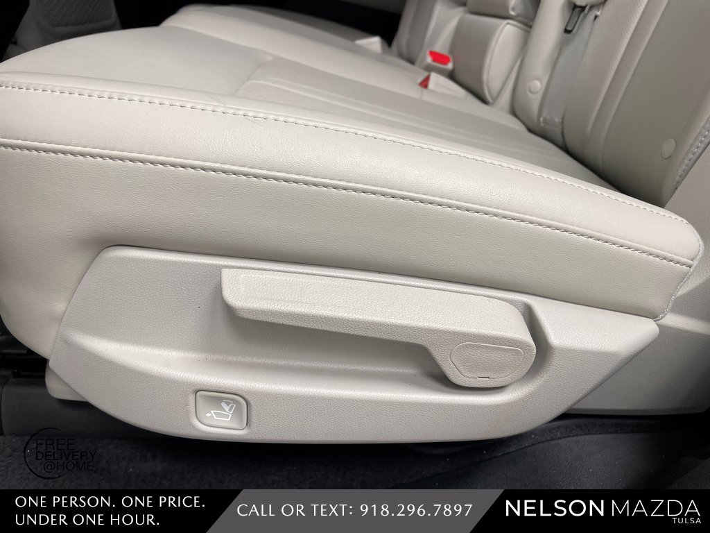 Used 2022 Kia Sorento S w/ Panoramic Sunroof Package image 38