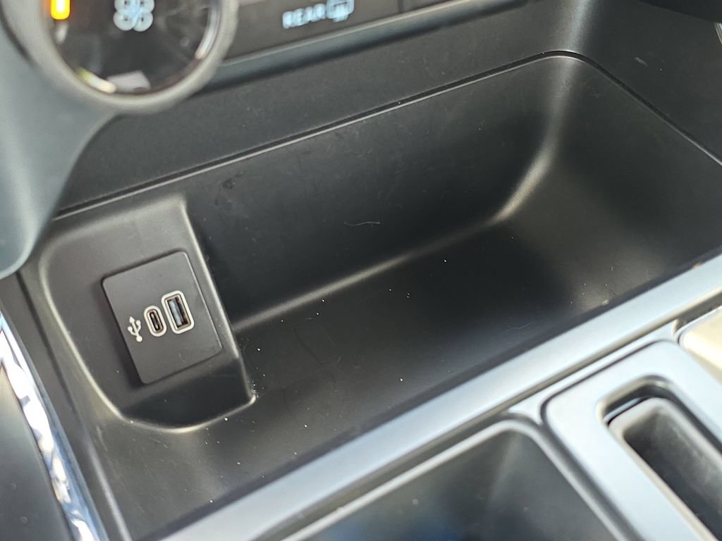 Used 2025 Ford F150 STX w/ Equipment Group 200A RWD image 32