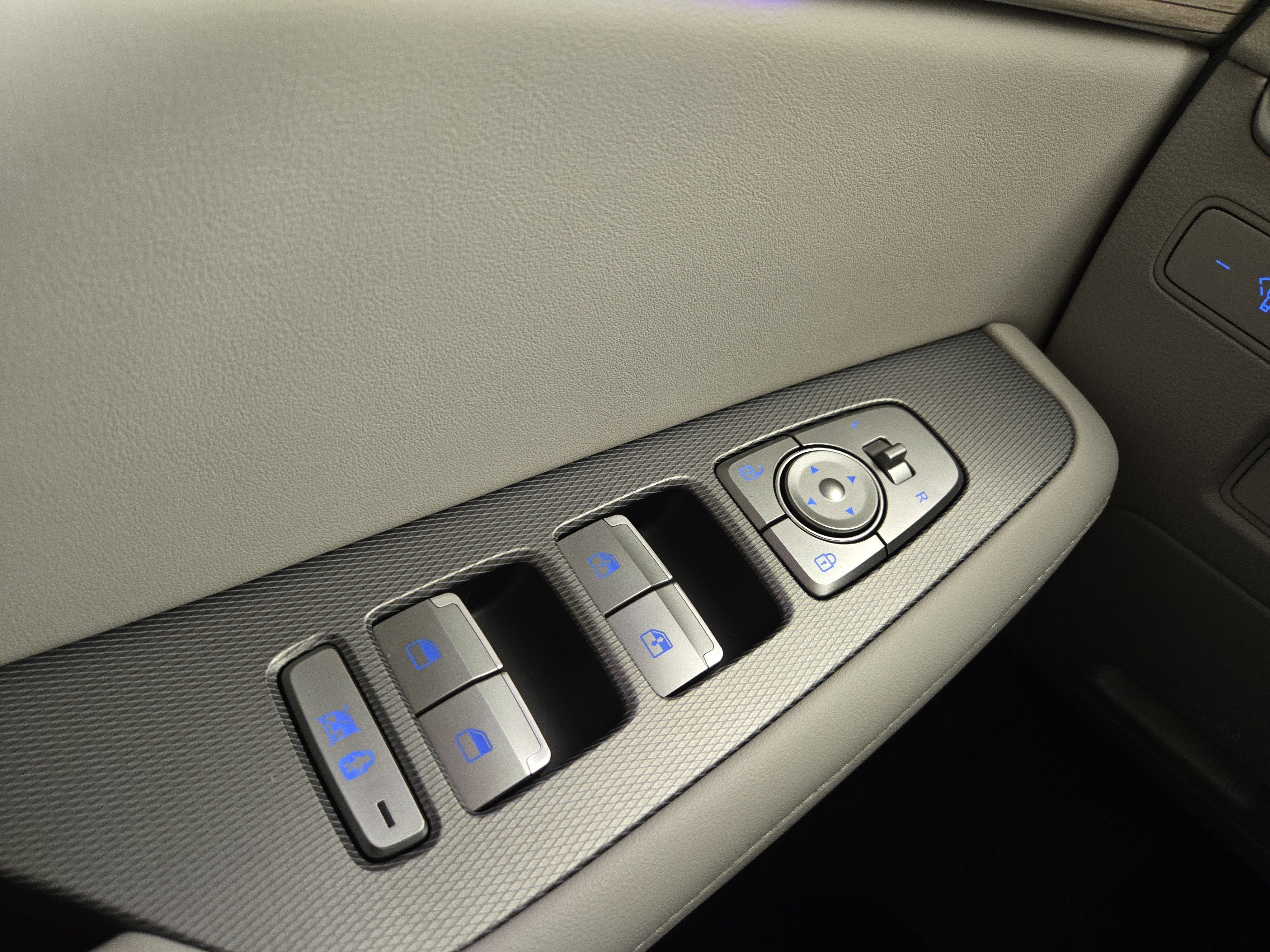 Used 2022 Hyundai Palisade Limited image 32