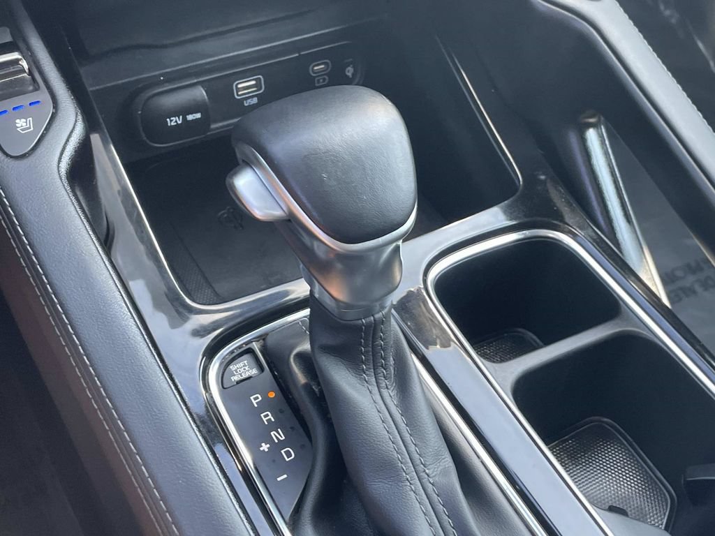 Used 2025 Kia Telluride EX w/ EX Captain's Chair Package FWD image 42