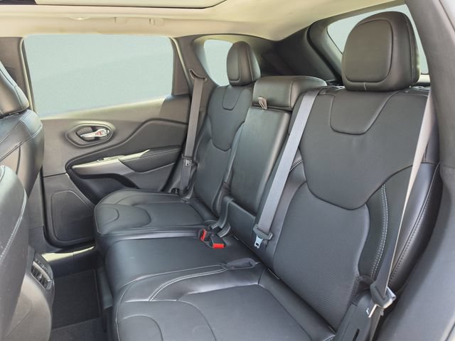 Used 2021 Jeep Cherokee Limited w/ Elite Package FWD image 20