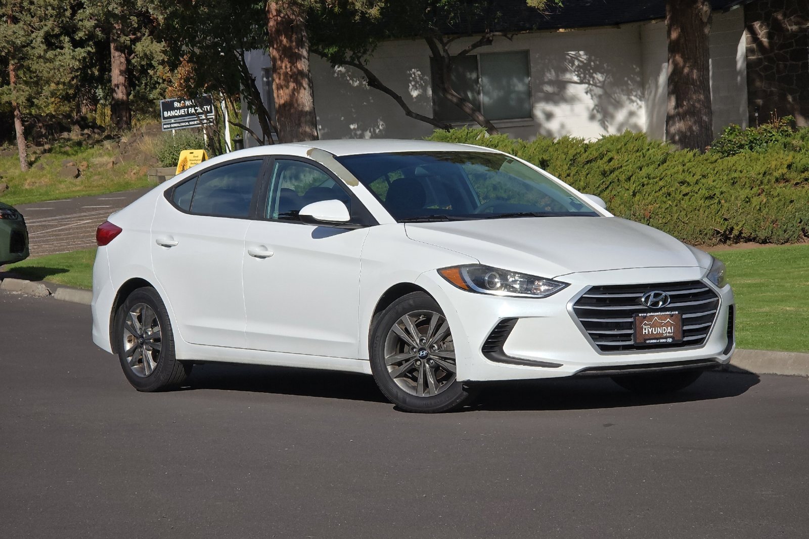 Used 2018 Hyundai Elantra SEL w/ Cargo Package image 2