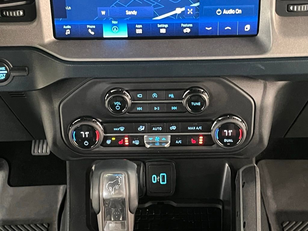 Used 2024 Ford Bronco Outer Banks AWD/4WD image 23