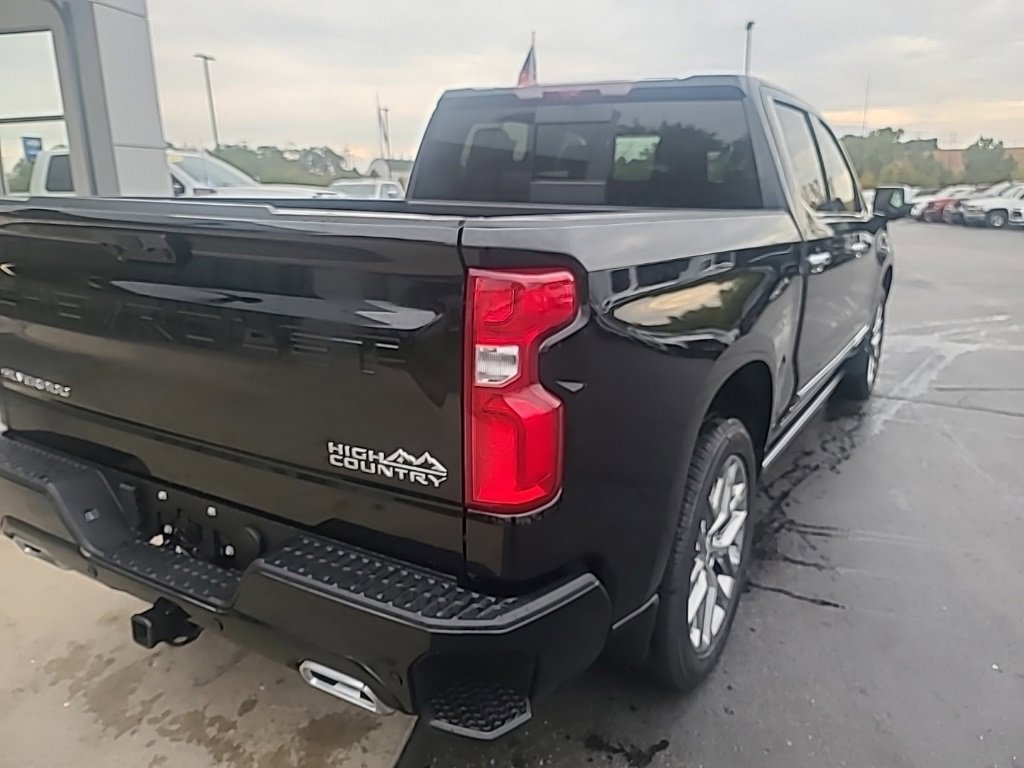 New 2026 Chevrolet Silverado 1500 High Country image 7