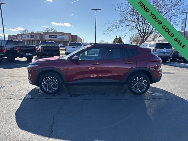 Certified 2025 Chevrolet Trax LT w/ LT Convenience Package image 4