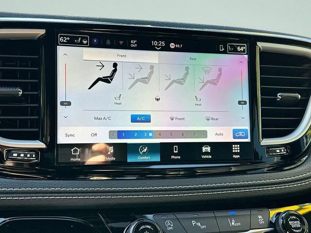 New 2026 Chrysler Pacifica Select FWD image 32