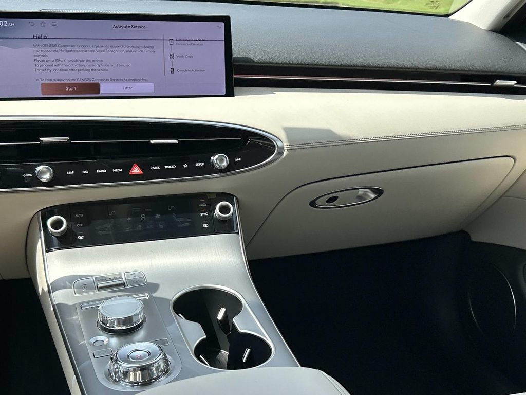New 2027 Genesis GV70 2.5T Select AWD/4WD image 26