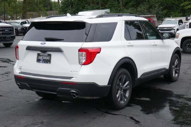 Used 2023 Ford Explorer XLT w/ Equipment Group 202A AWD/4WD image 12