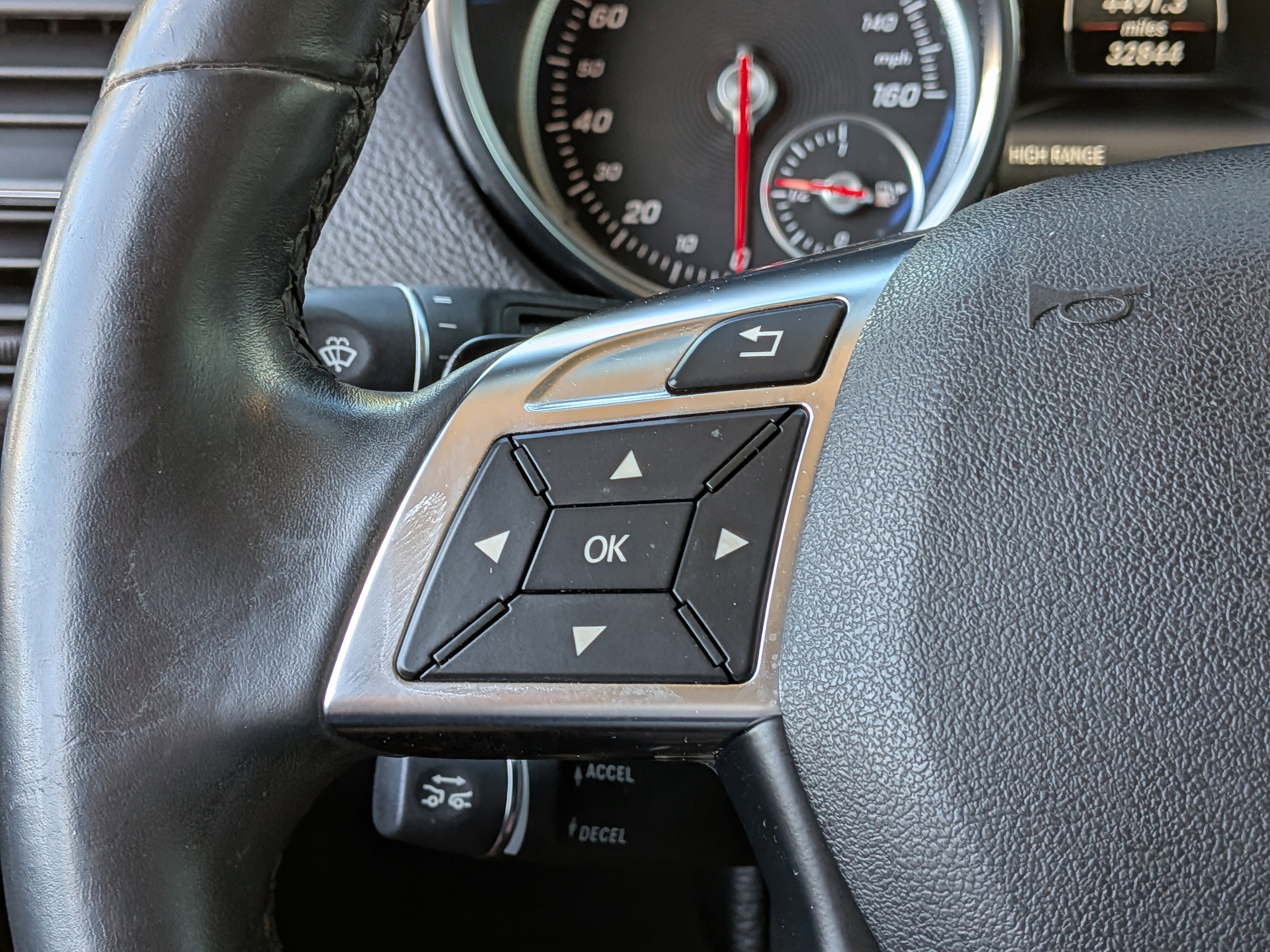 Used 2018 Mercedes-Benz G 550 image 23