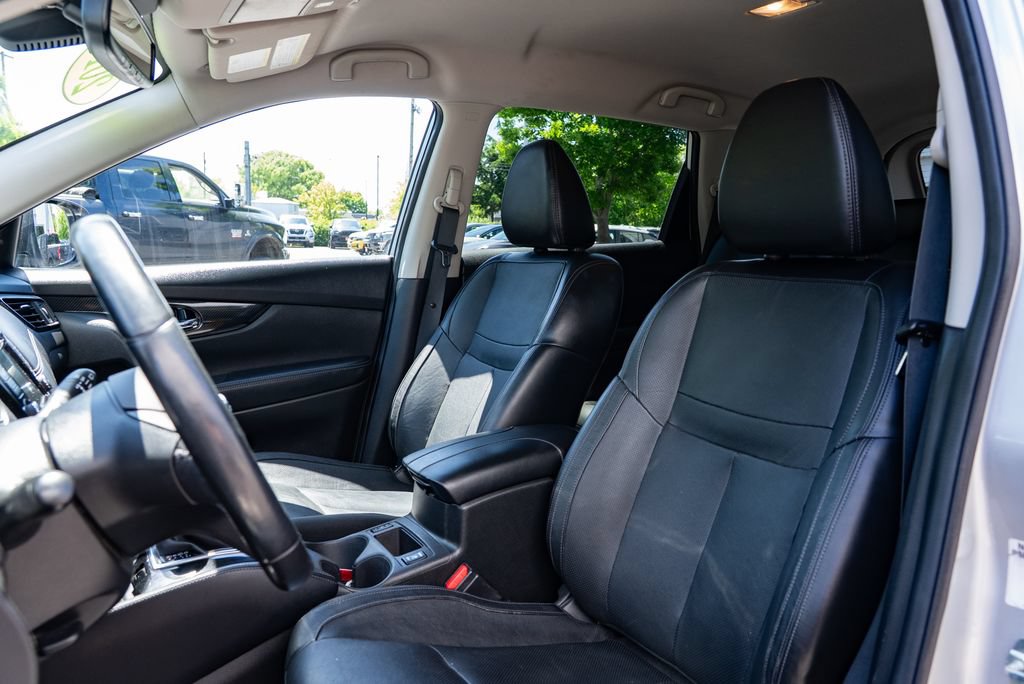 Used 2018 Nissan Rogue SL AWD/4WD image 19