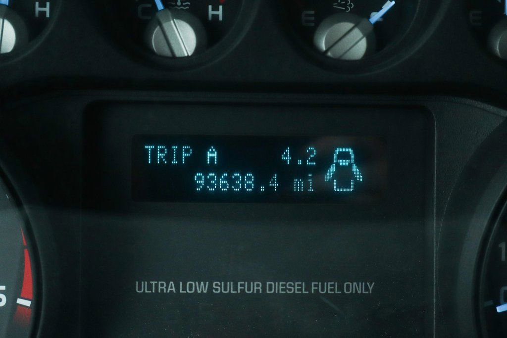 Used 2016 Ford F650 2WD Crew Cab Super Duty image 28