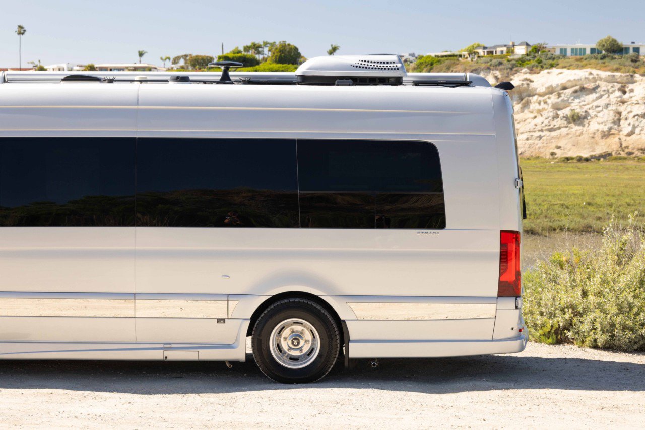 Used 2019 Mercedes-Benz Sprinter 170 image 35