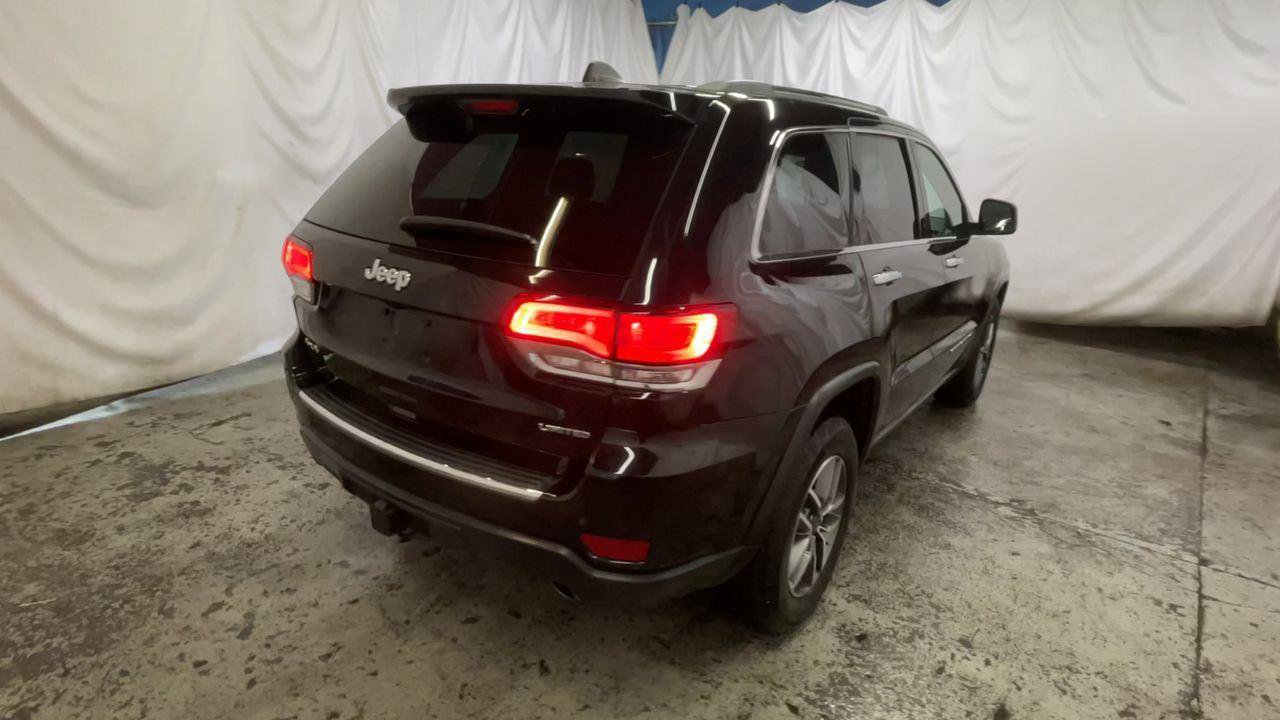 Used 2021 Jeep Grand Cherokee Limited w/ Trailer Tow Group IV AWD/4WD image 8