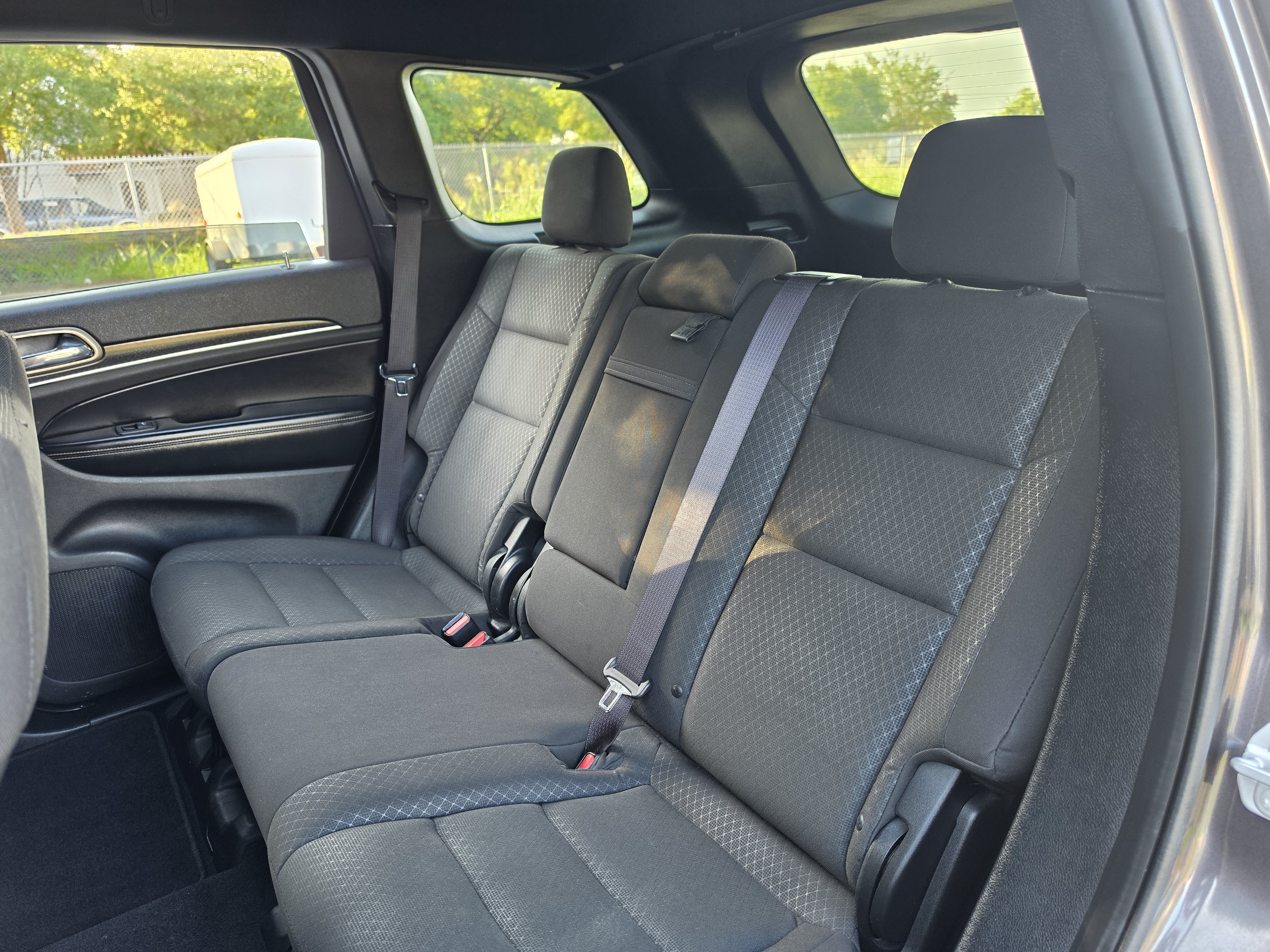 Used 2021 Jeep Grand Cherokee Laredo AWD/4WD image 21