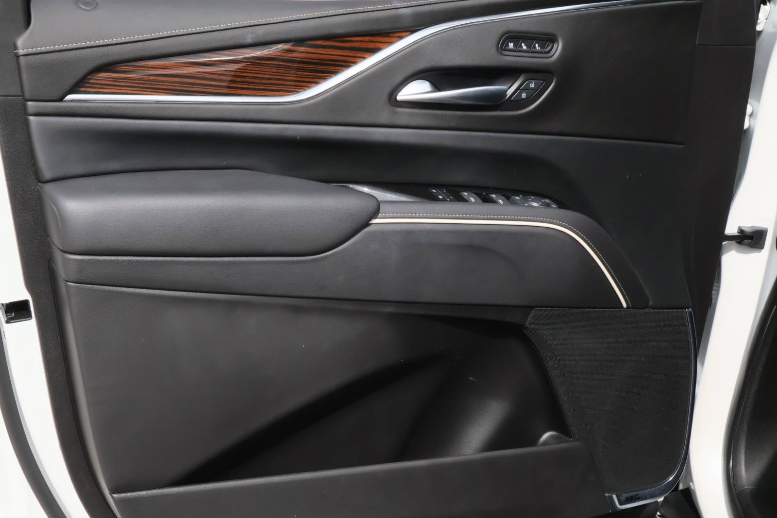 Certified 2024 Cadillac Escalade ESV Premium Luxury RWD image 54