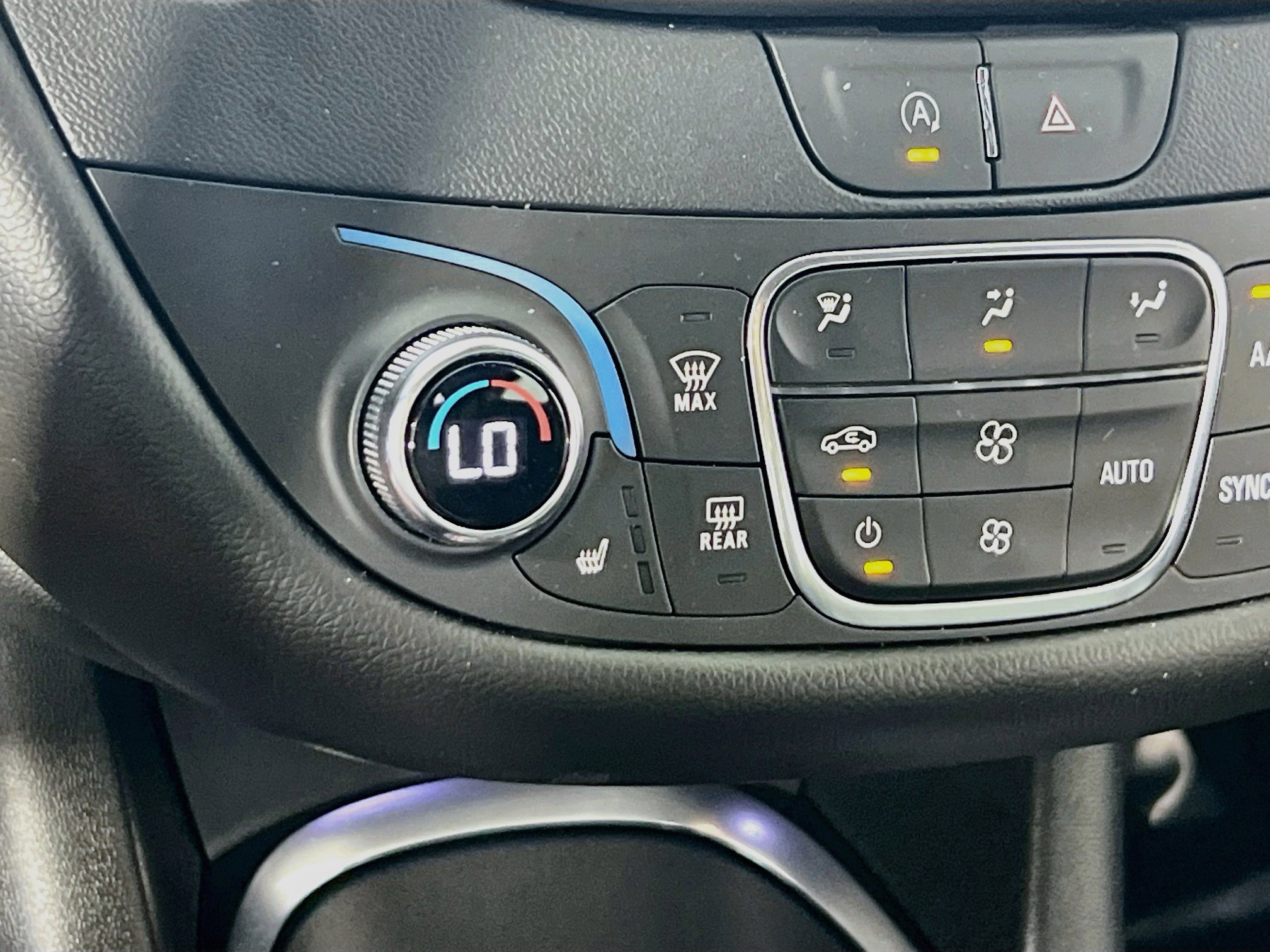 Used 2021 Chevrolet Malibu LT w/ Leather Package FWD image 19