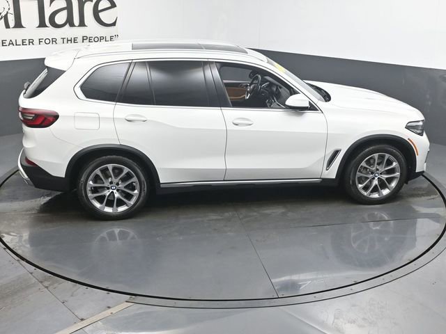 Used 2023 BMW X5 xDrive40i w/ Premium Package AWD/4WD image 38