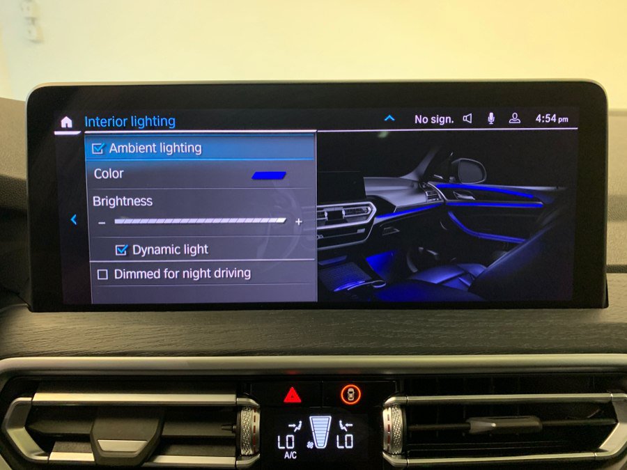 Used 2025 BMW X4 xDrive30i AWD/4WD image 45