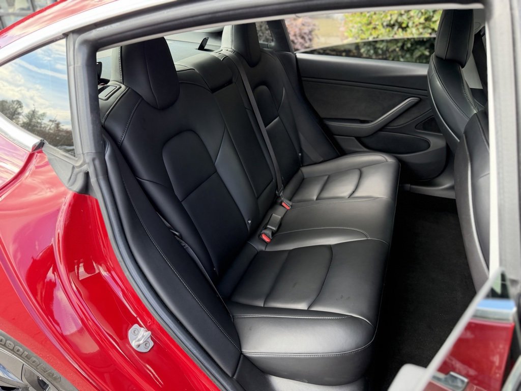 Used 2018 Tesla Model 3 Long Range image 39