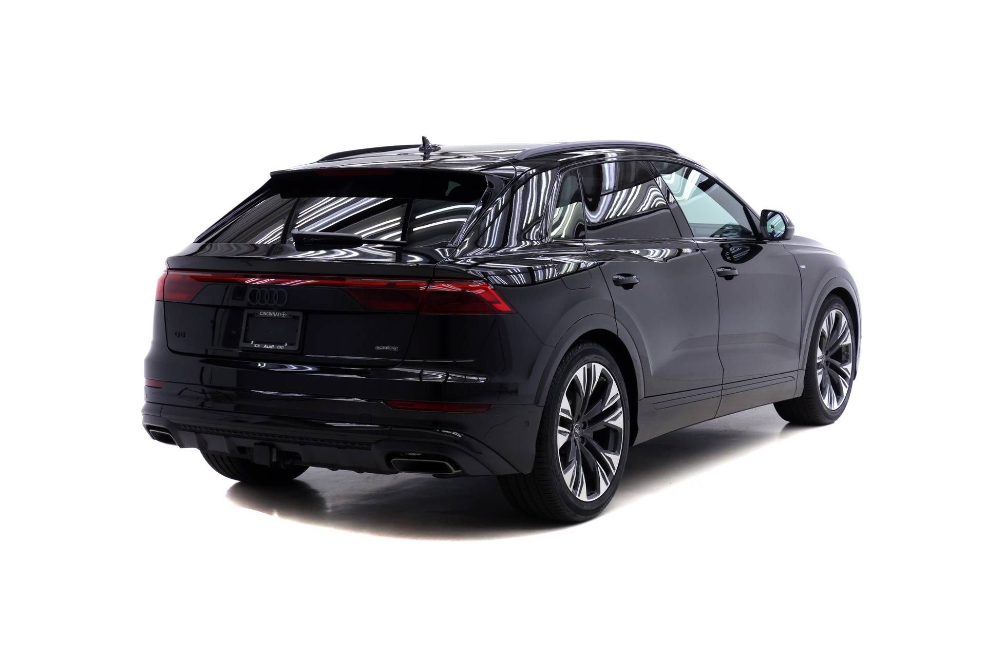Certified 2026 Audi Q8 Premium Plus w/ Premium Plus Package AWD/4WD image 4