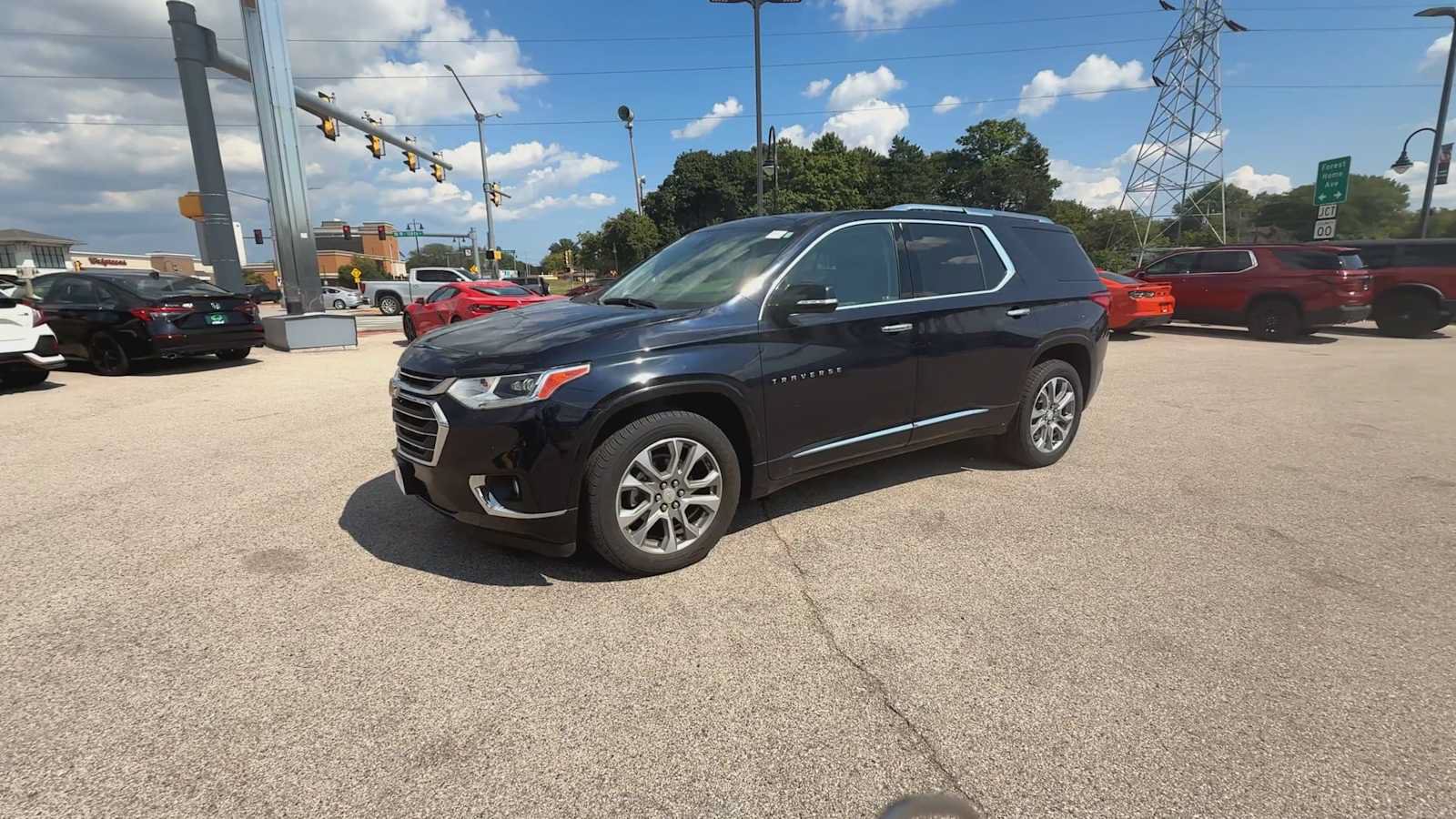 Certified 2020 Chevrolet Traverse Premier w/ LPO, Floor Liner Package AWD/4WD image 4
