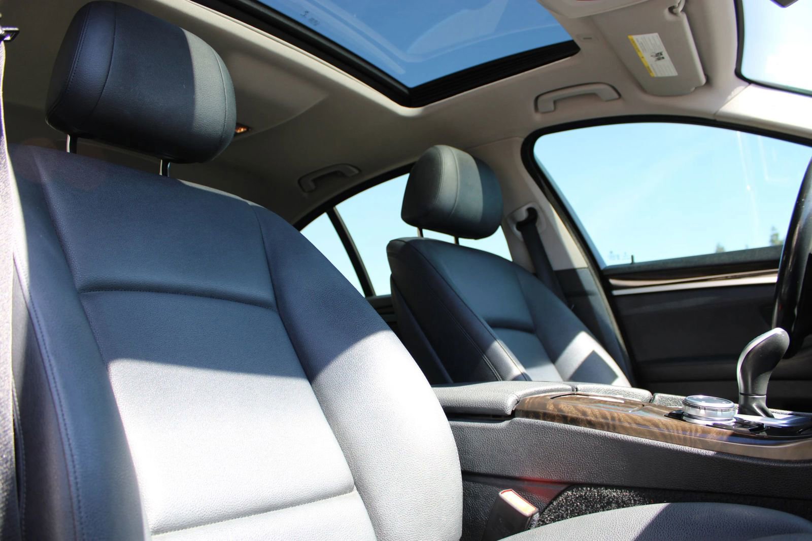 Used 2016 BMW 528i Sedan image 18