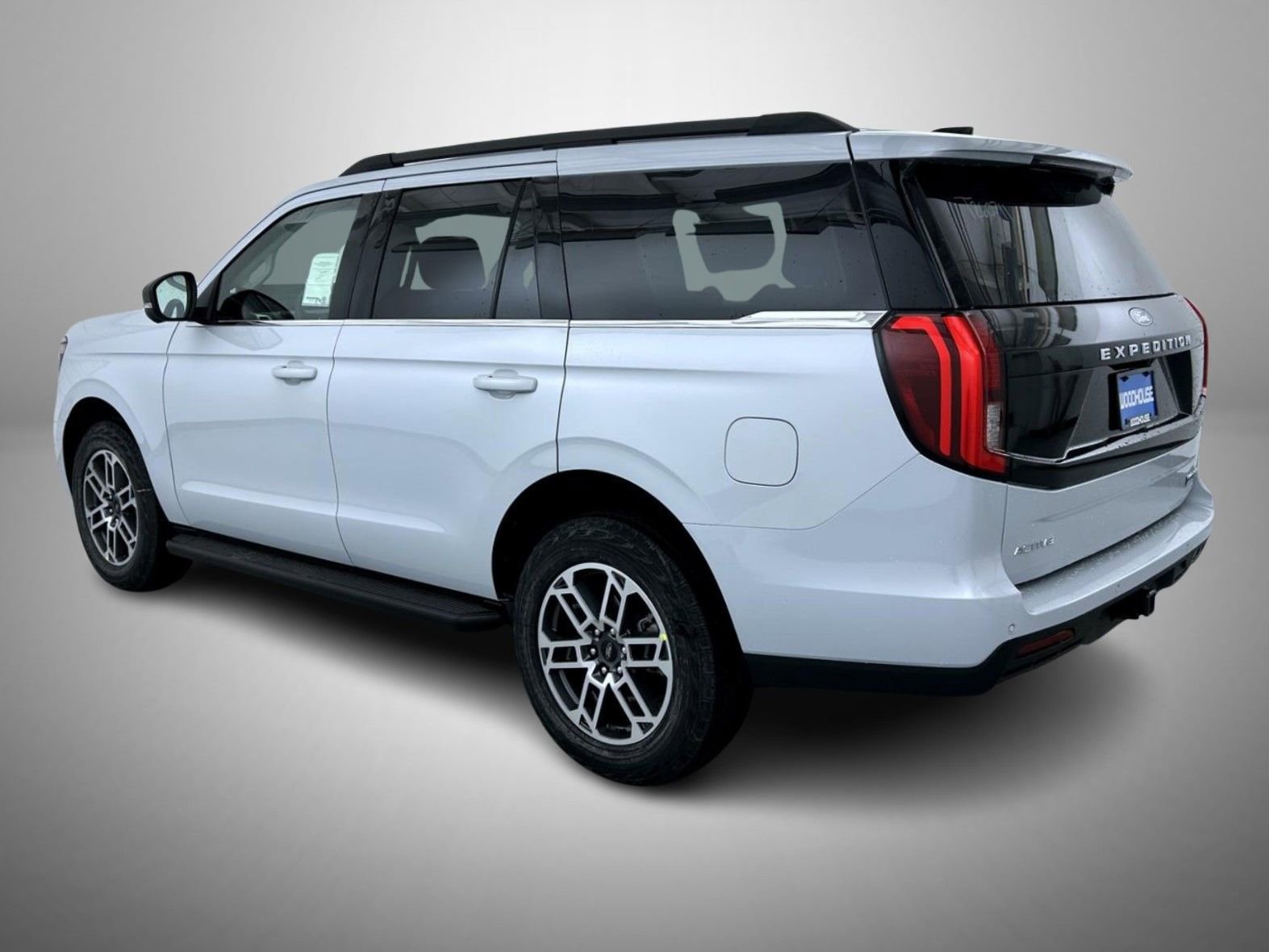 New 2026 Ford Expedition Active image 7