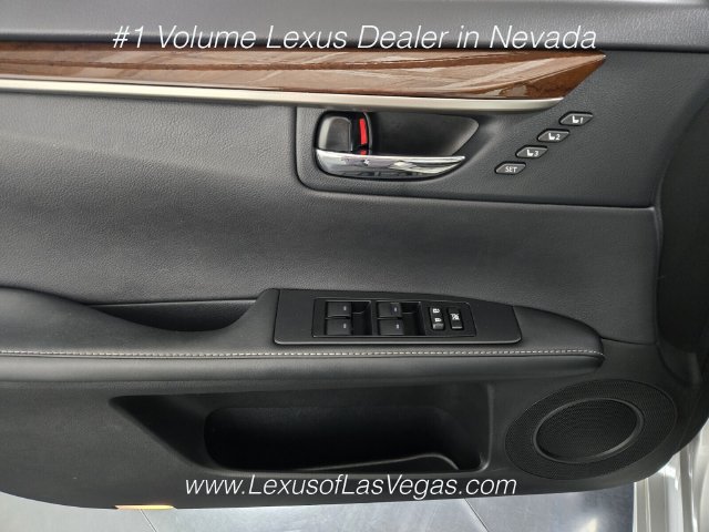 Used 2014 Lexus ES 350 w/ Premium Package FWD image 29