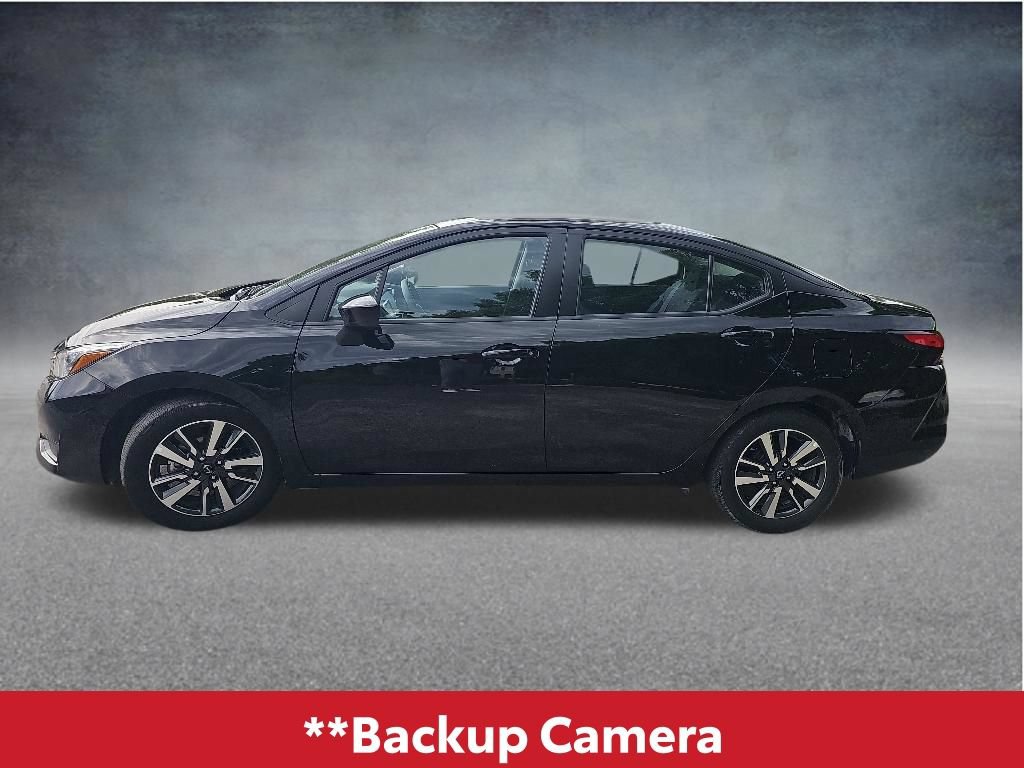Used 2025 Nissan Versa SV FWD image 4