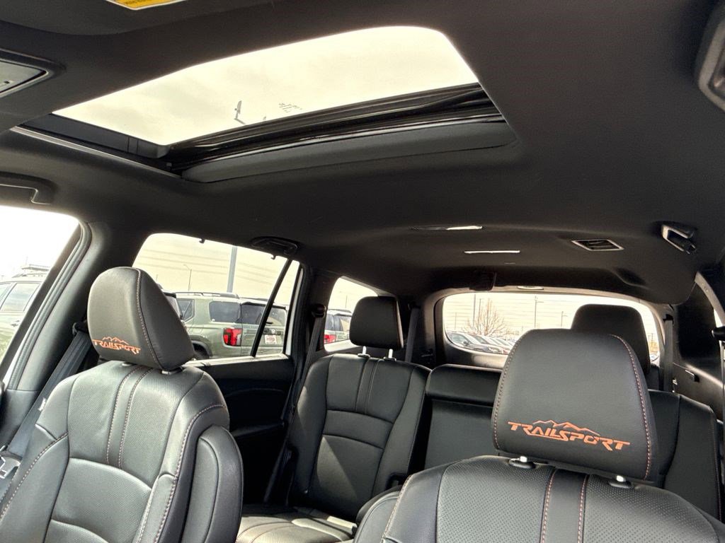 Certified 2022 Honda Pilot TrailSport image 22