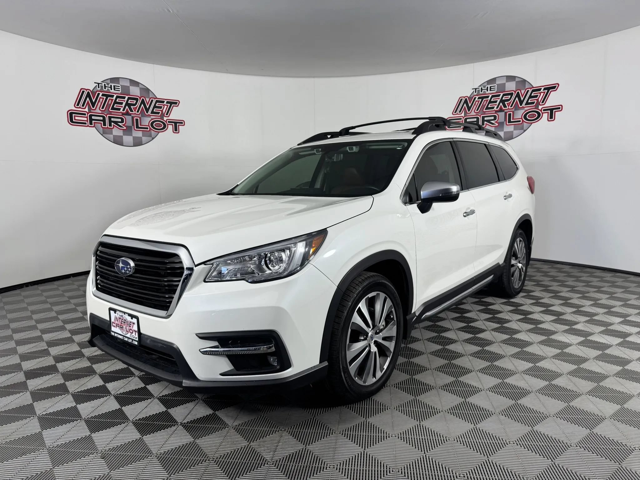 Used 2020 Subaru Ascent Touring w/ Popular Package #3 AWD/4WD image 3