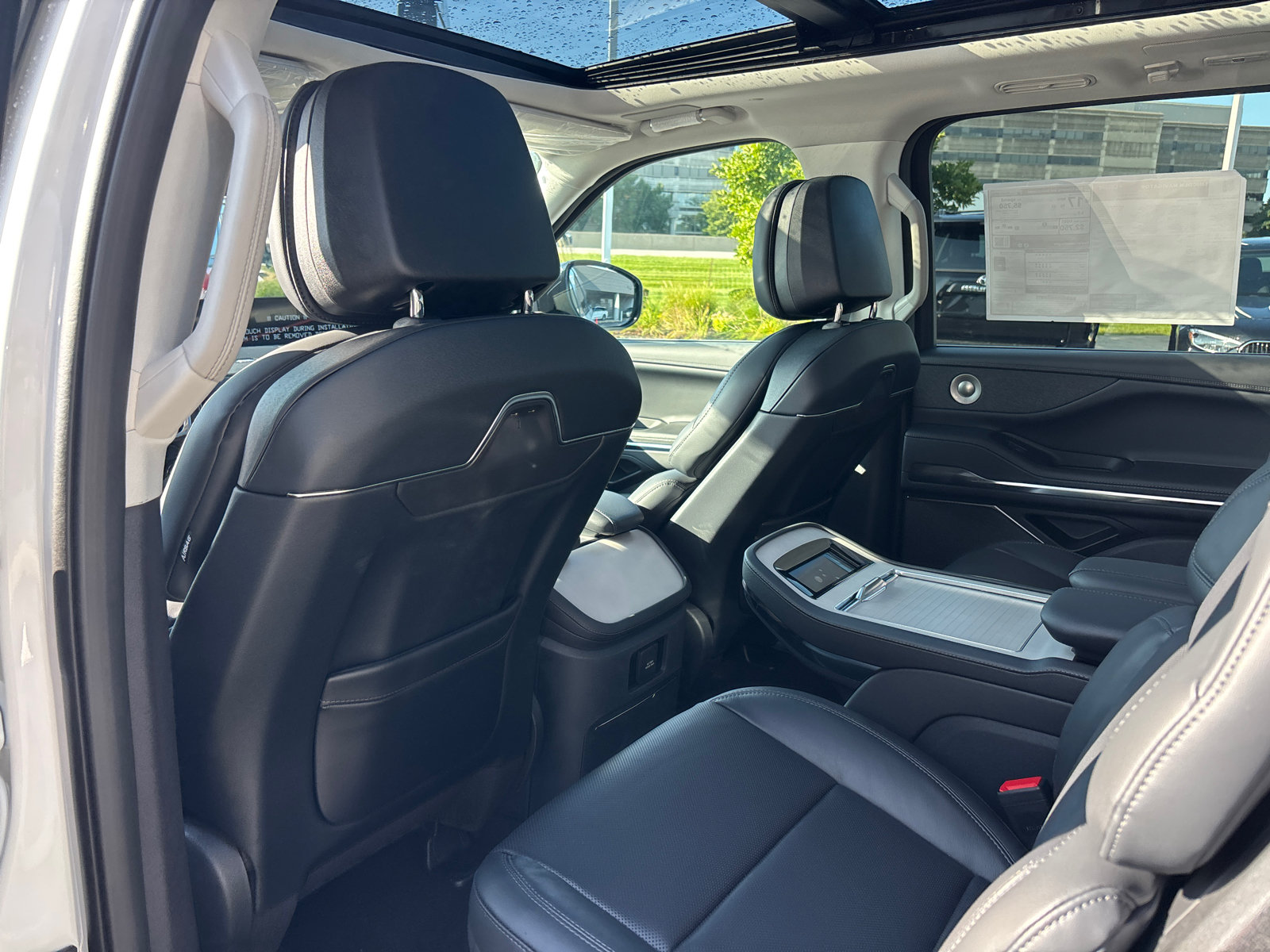 New 2027 Lincoln Navigator L Reserve AWD/4WD image 27