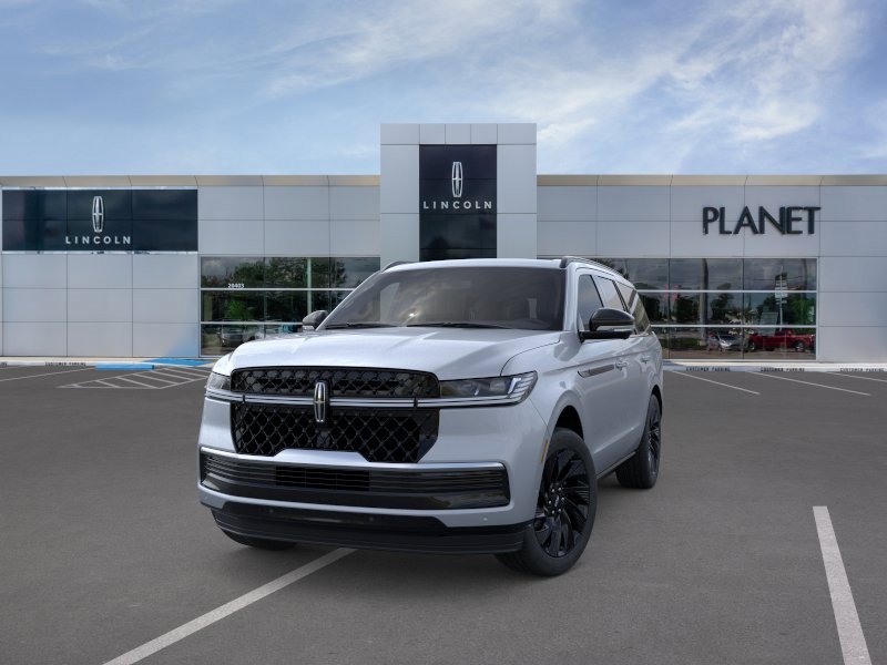 New 2025 Lincoln Navigator Reserve w/ Jet Appearance Package image 2