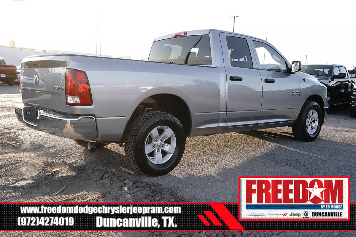 Used 2024 RAM 1500 Classic SLT AWD/4WD image 5