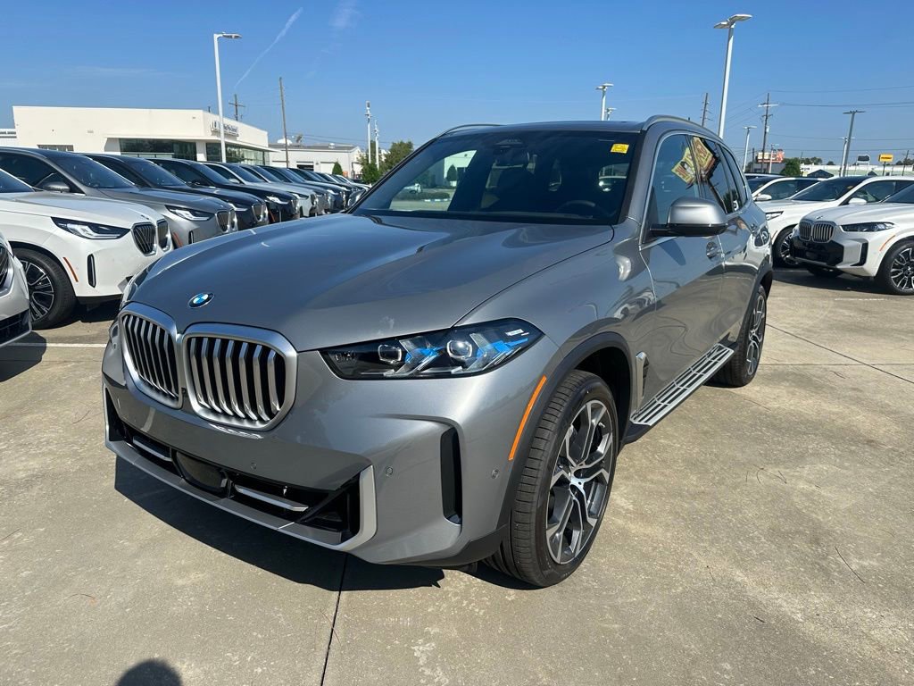 New 2026 BMW X5 xDrive40i w/ Climate Comfort Package