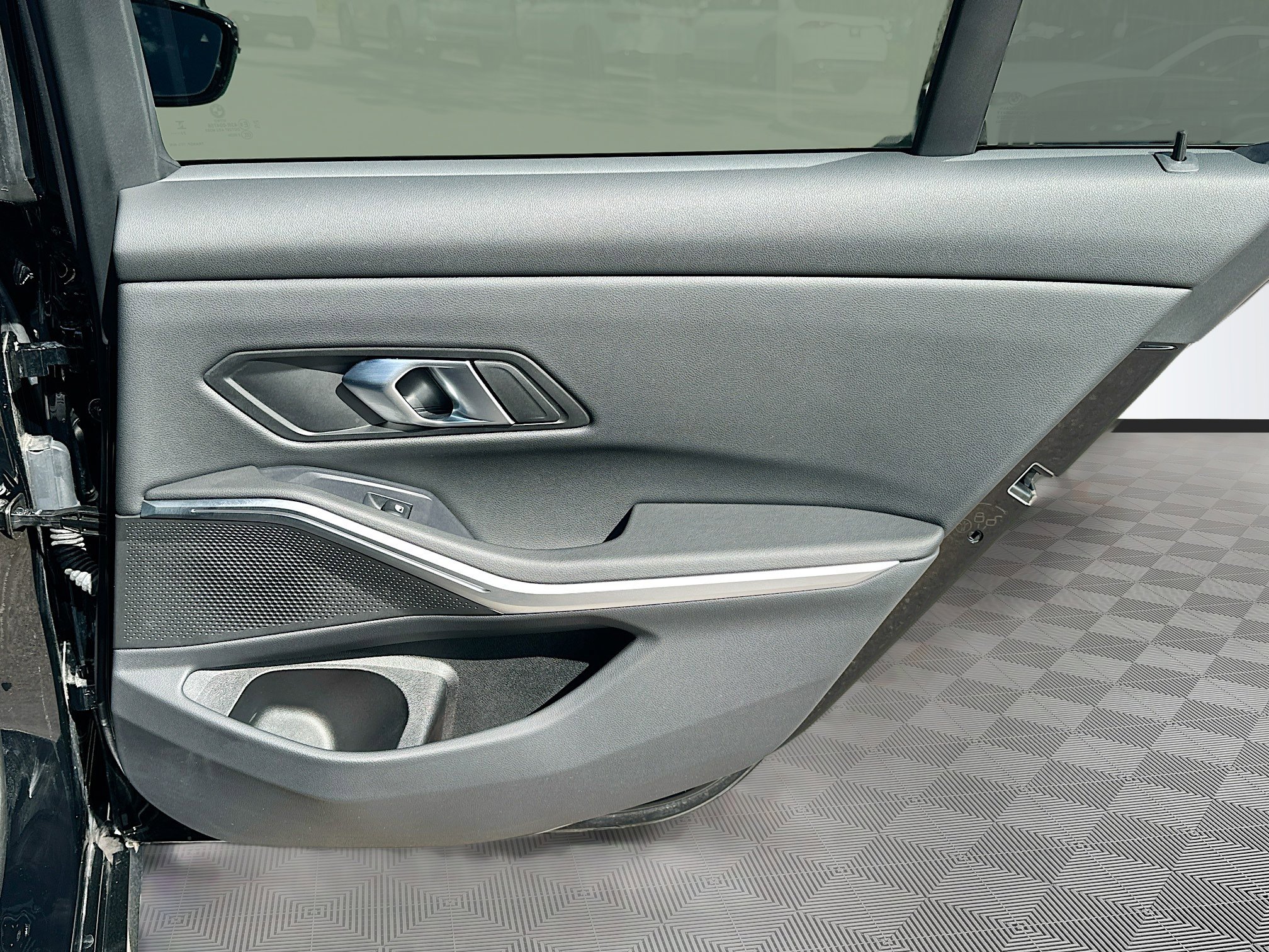 Certified 2024 BMW 330i Sedan w/ Convenience Package image 33