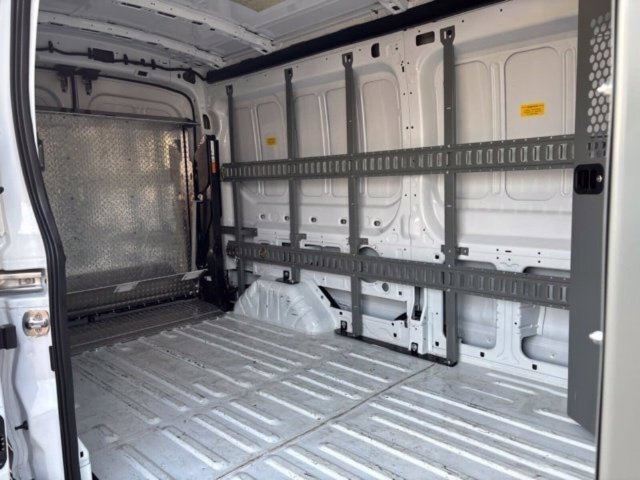Used 2023 Ford E-Transit Medium Roof RWD image 30