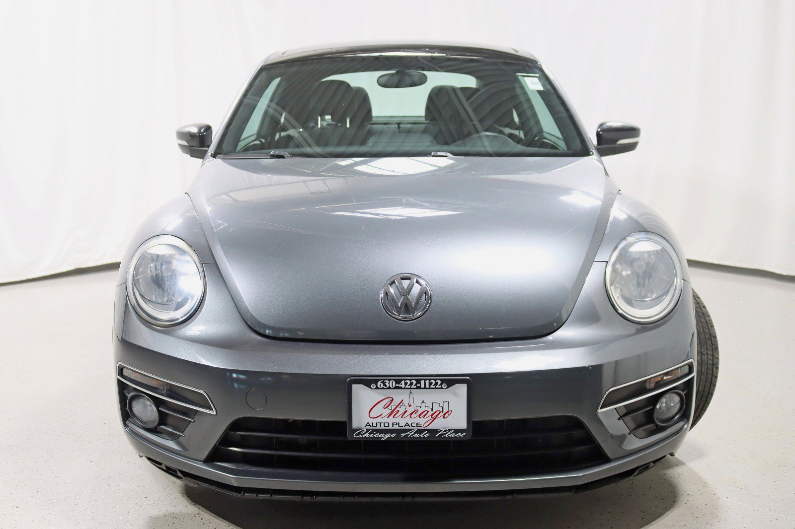 Used 2014 Volkswagen Beetle R-Line FWD image 8