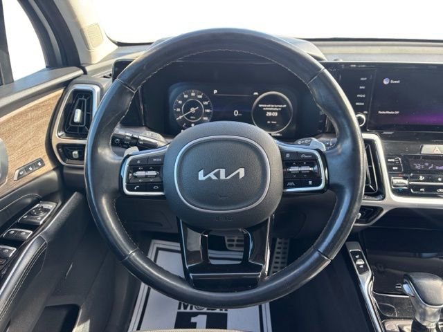 Used 2022 Kia Sorento SX Prestige AWD/4WD image 16