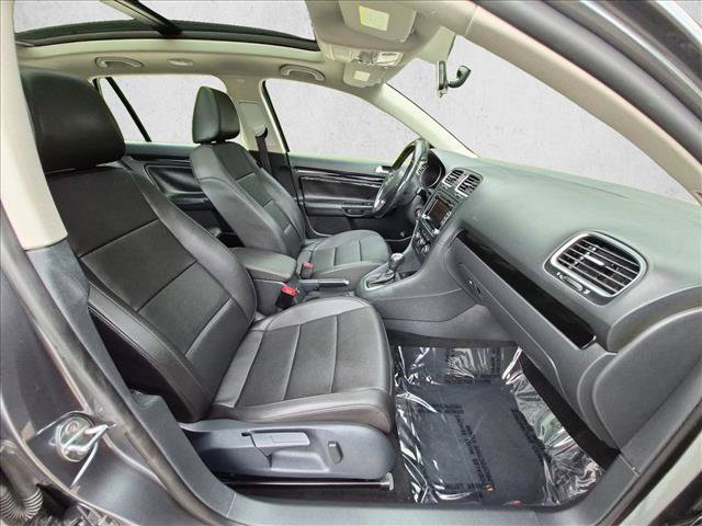 Used 2013 Volkswagen Jetta SE FWD image 24