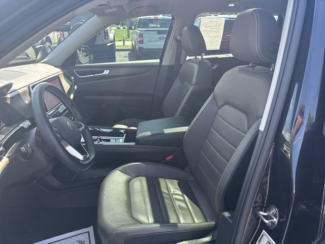 Used 2024 Volkswagen Atlas SEL AWD/4WD image 15