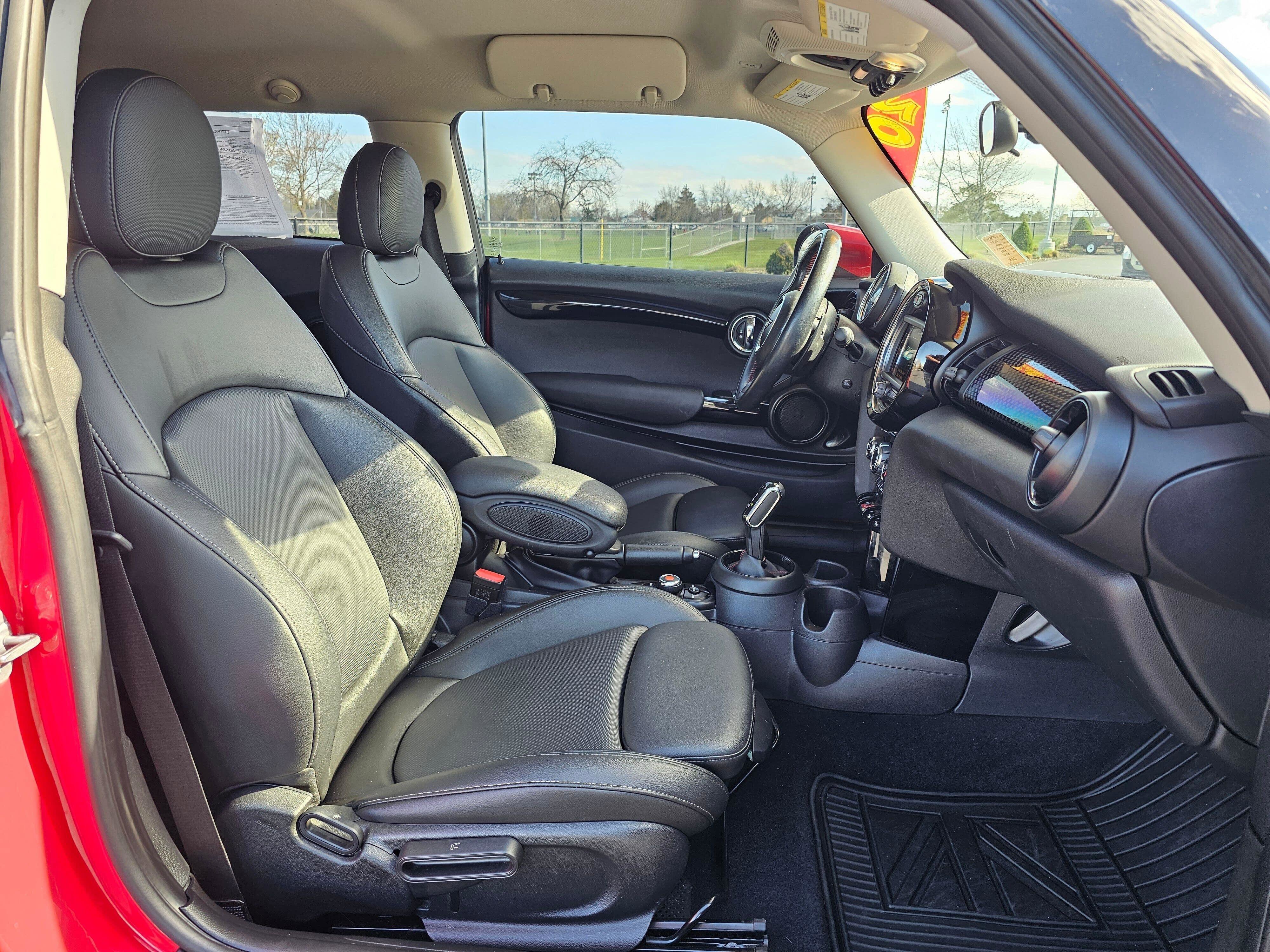 Used 2020 MINI Cooper S image 10