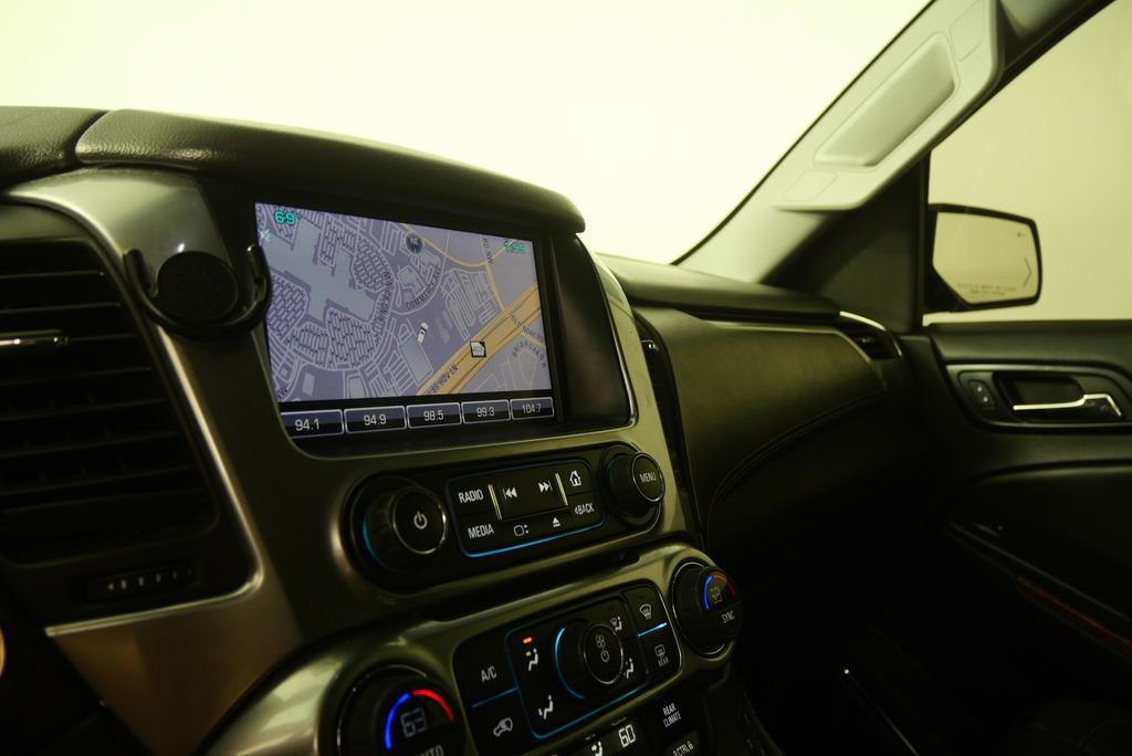 Used 2015 Chevrolet Suburban LTZ AWD/4WD image 17