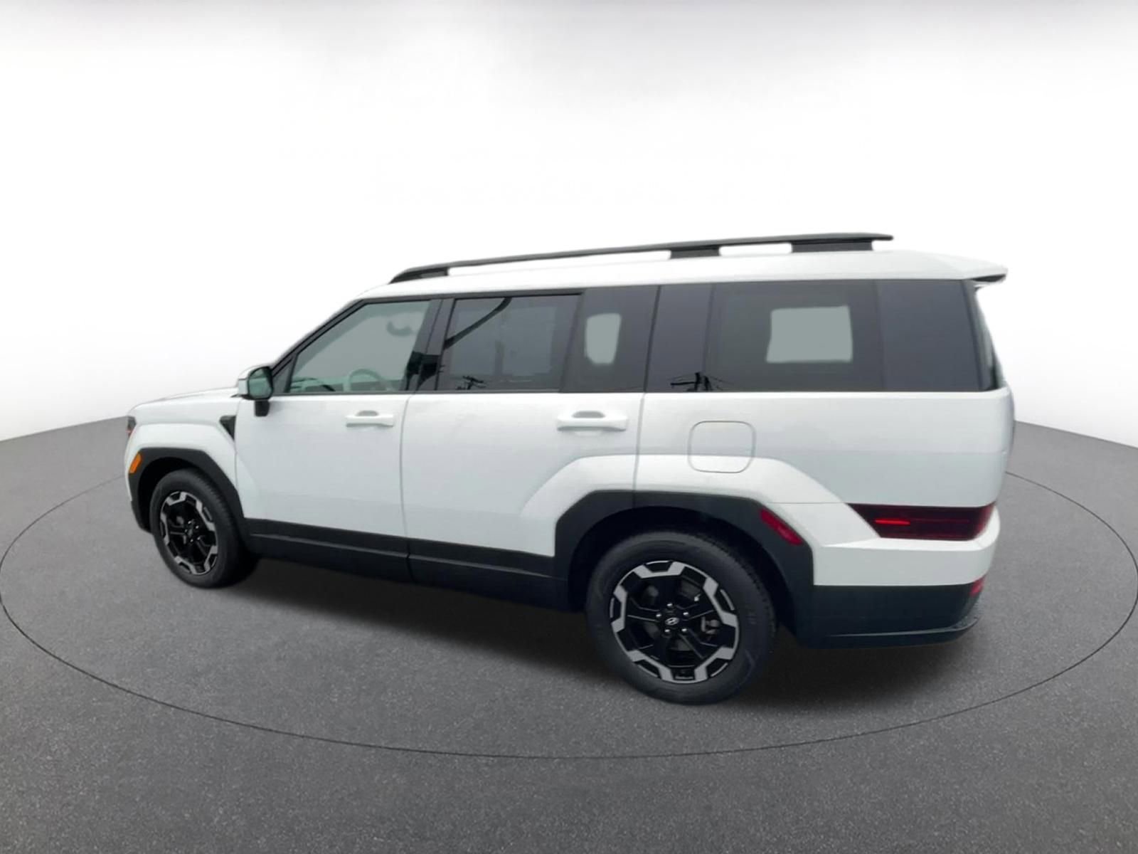 Used 2025 Hyundai Santa Fe SEL image 10