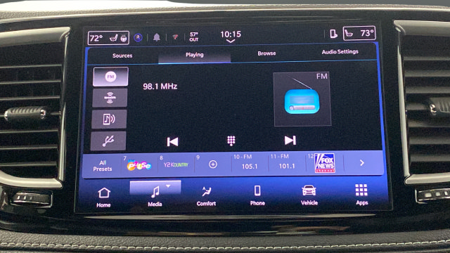 Used 2025 Chrysler Pacifica Select AWD/4WD image 15