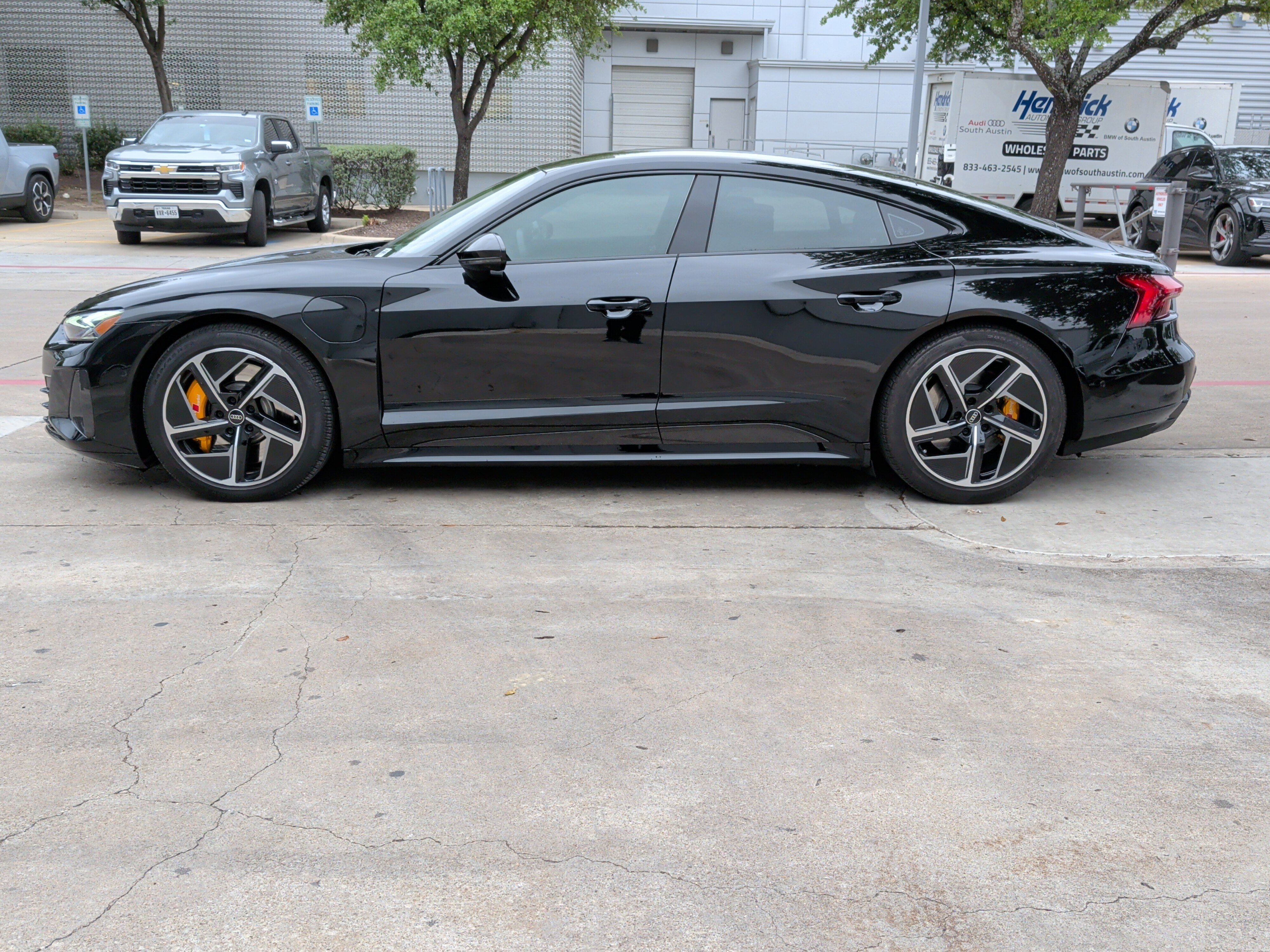Certified 2023 Audi RS e-tron GT w/ Carbon Performance Package AWD/4WD image 7