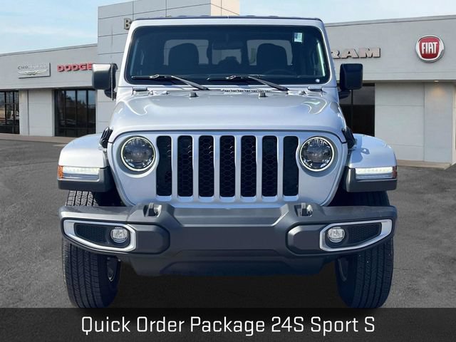 Used 2023 Jeep Gladiator Sport AWD/4WD video 2