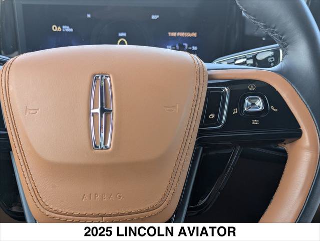 New 2025 Lincoln Aviator Black Label w/ Black Label Special Edition AWD/4WD image 13