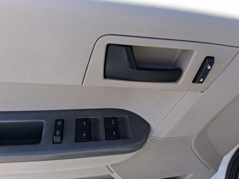 Used 2010 Ford Escape XLS FWD image 13