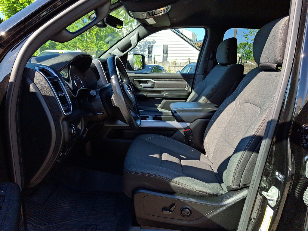 Used 2023 RAM 1500 Big Horn AWD/4WD image 23